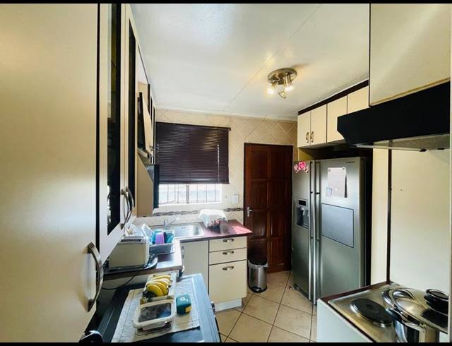 2 BEDROOM HOUSE FOR SALE IN CLAYVILLE